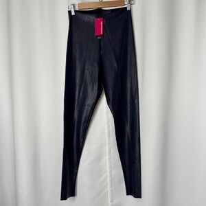 Commando Navy Faux Leather Leggings Size: L